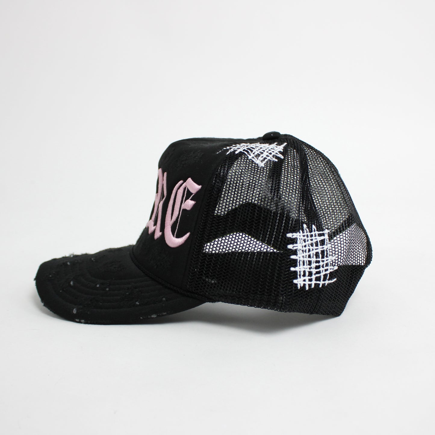 PAIN IS PURE 'PURE' LOGO NEEDLE REPAIR TRUCKER HAT BLACK/BABY PINK